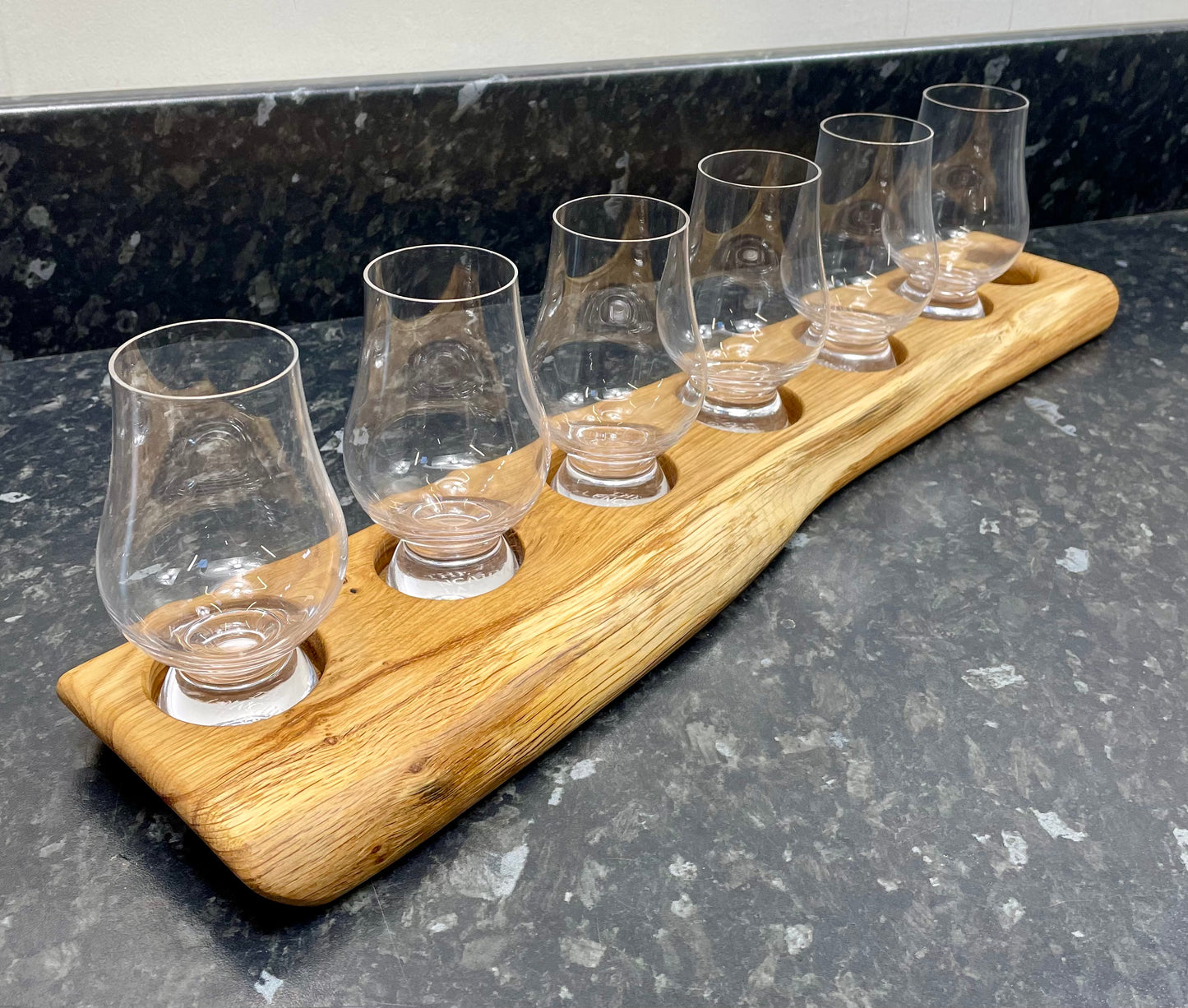 Tasting Flight with 6 Glencairn Whisky Glasses (6Gcn-1140)
