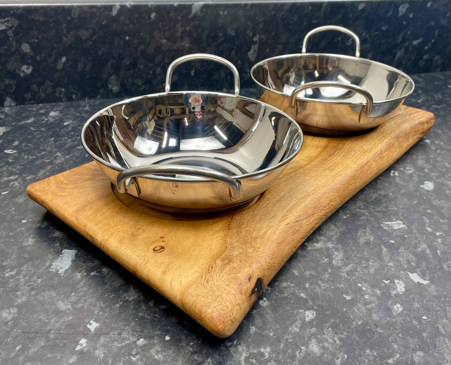 Serving Board with 2 Balti dishes (2fbb-1151)
