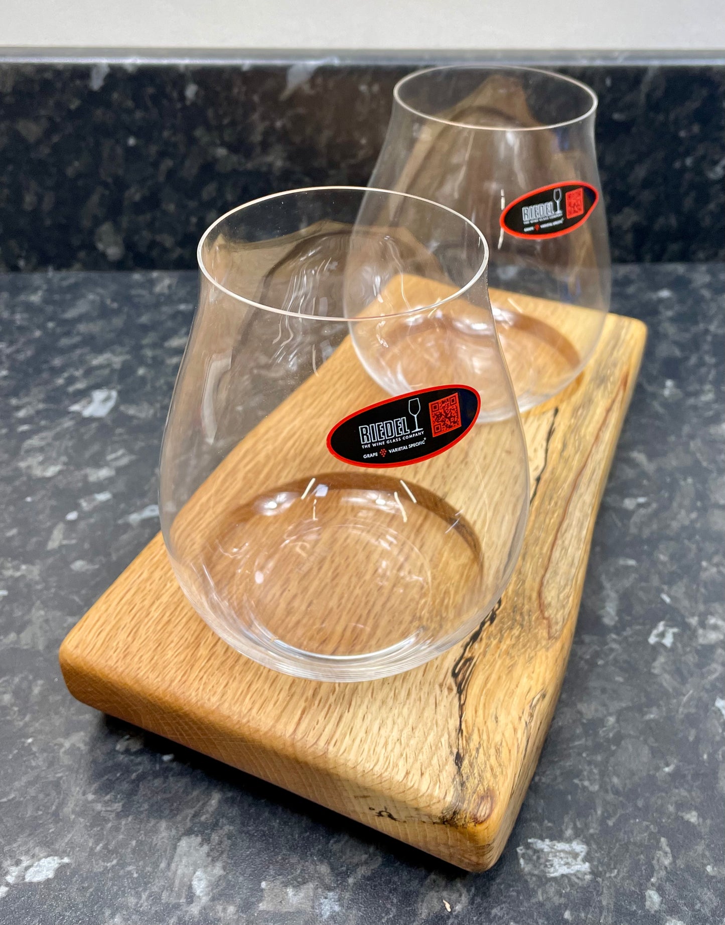 Tasting Flight with 2 Riedel Gin Glasses (2Gn-1159)