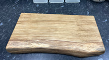 Load image into Gallery viewer, Medium Serving Board (M-913)
